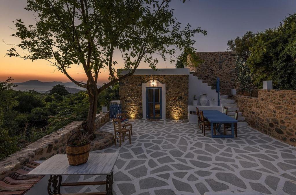 The Aegean Blue Country House Old Milos Lagoudi Zia 外观 照片