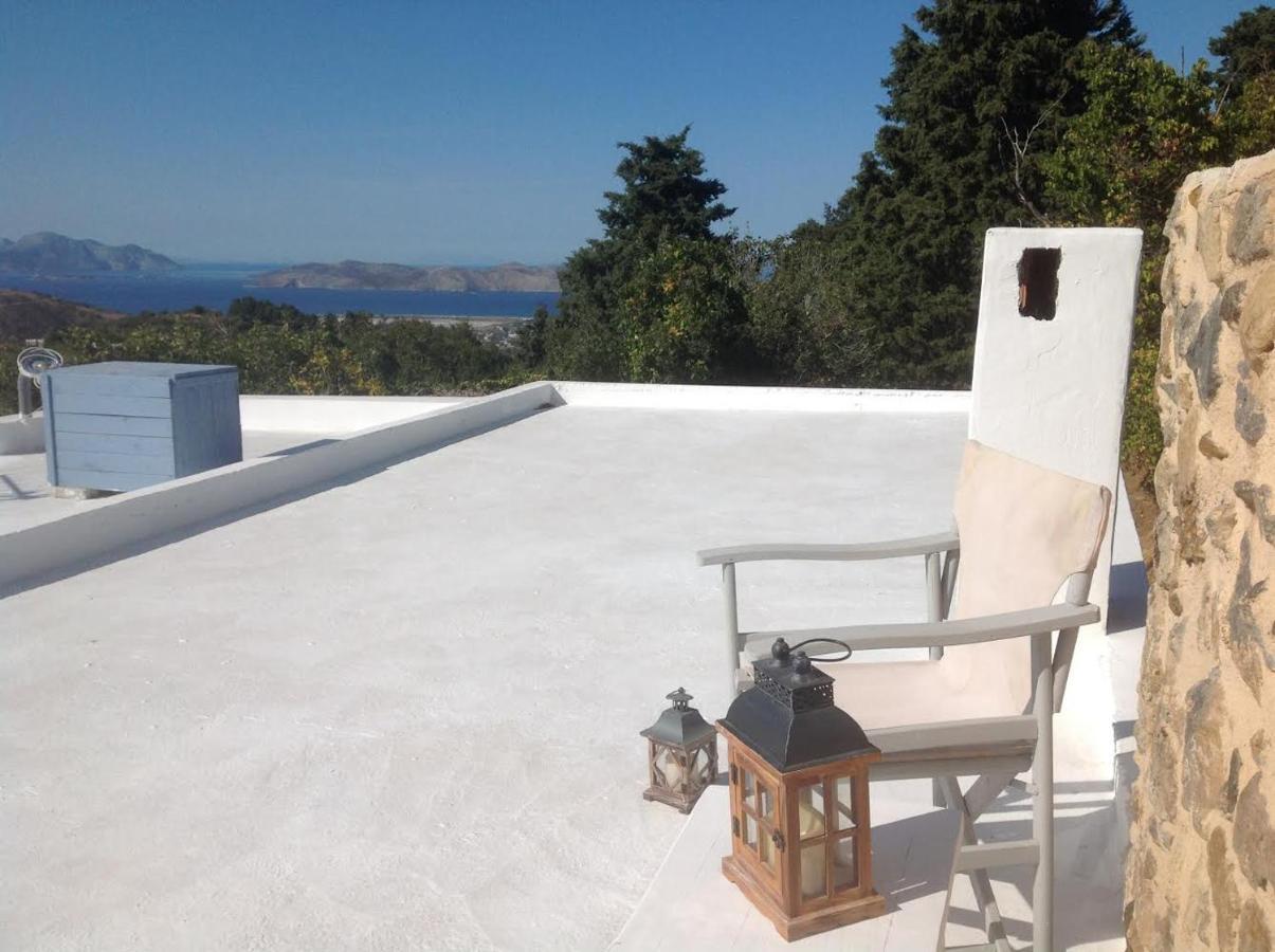 The Aegean Blue Country House Old Milos Lagoudi Zia 外观 照片