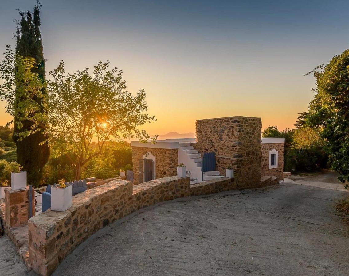 The Aegean Blue Country House Old Milos Lagoudi Zia 外观 照片