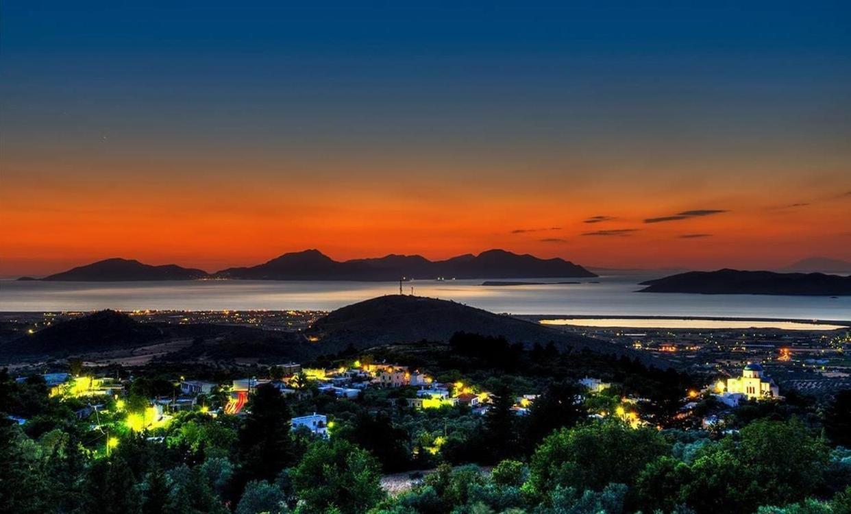 The Aegean Blue Country House Old Milos Lagoudi Zia 外观 照片